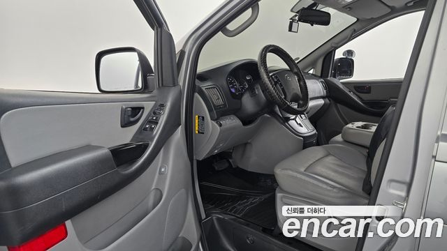 Hyundai Grand Starex Wagon 12-Seater Smart 2019 — фото 10