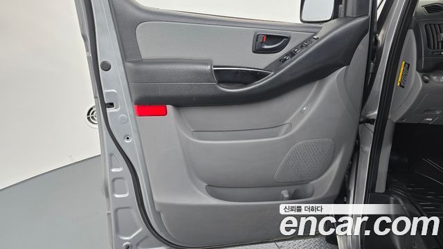 Hyundai Grand Starex Wagon 12-Seater Smart 2019 — фото 24
