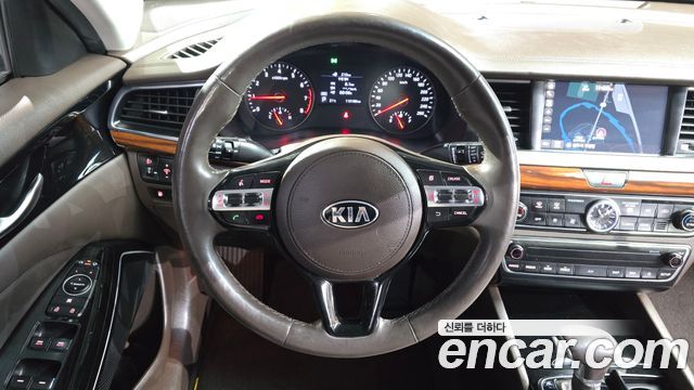 Kia K7 2.4 GDI Prestige 2017 — фото 13