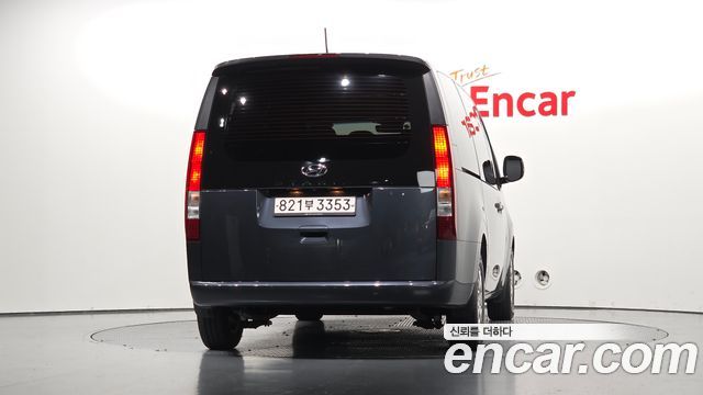 Hyundai Staria L3.5 Cargo 5-Seater Modern 2023 — фото 4