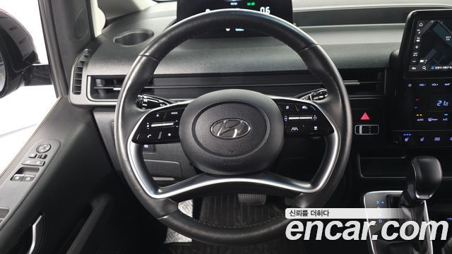 Hyundai Staria L3.5 Cargo 5-Seater Modern 2023 — фото 13