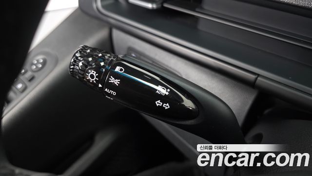 Hyundai Staria L3.5 Cargo 5-Seater Modern 2023 — фото 19