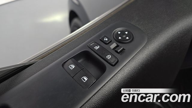 Hyundai Staria L3.5 Cargo 5-Seater Modern 2023 — фото 20