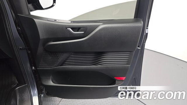 Hyundai Staria L3.5 Cargo 5-Seater Modern 2023 — фото 25