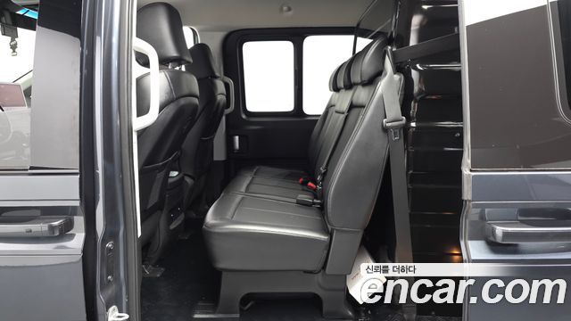 Hyundai Staria L3.5 Cargo 5-Seater Modern 2023 — фото 26