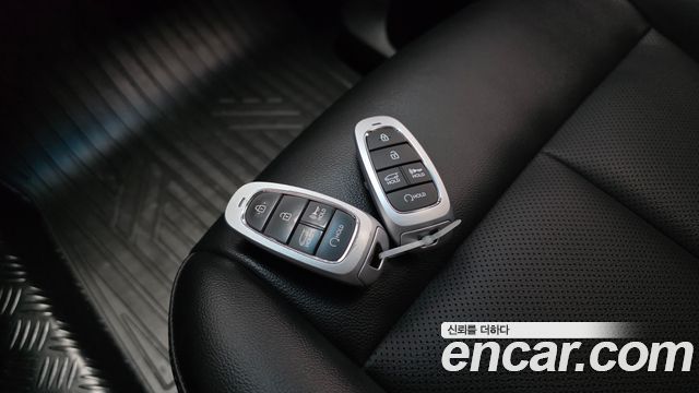 Hyundai Staria L3.5 Cargo 5-Seater Modern 2023 — фото 27