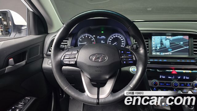 Hyundai Avante (AD) 1.6 Smart 2019 — фото 13