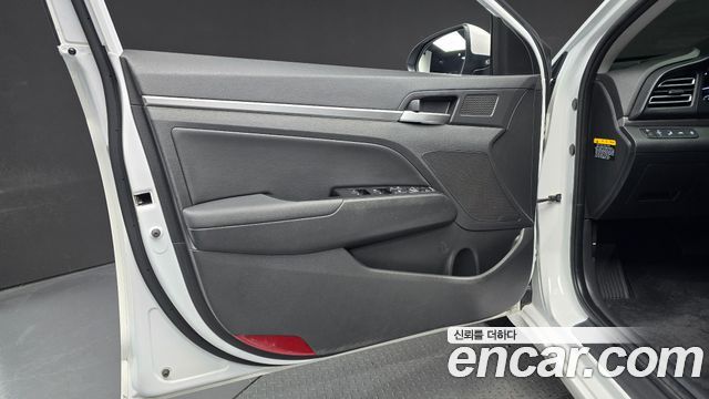Hyundai Avante (AD) 1.6 Smart 2019 — фото 24
