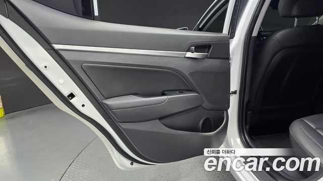 Hyundai Avante (AD) 1.6 Smart 2019 — фото 25
