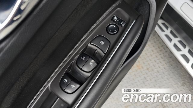 Renault Korea QM6 2.0 GDe PREMIERE 2WD 2020 — фото 28