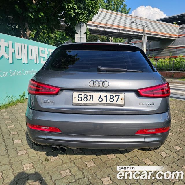 Audi Q3 2.0 TDI Quattro Dynamic 8U 2013 — фото 2