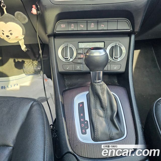 Audi Q3 2.0 TDI Quattro Dynamic 8U 2013 — фото 7
