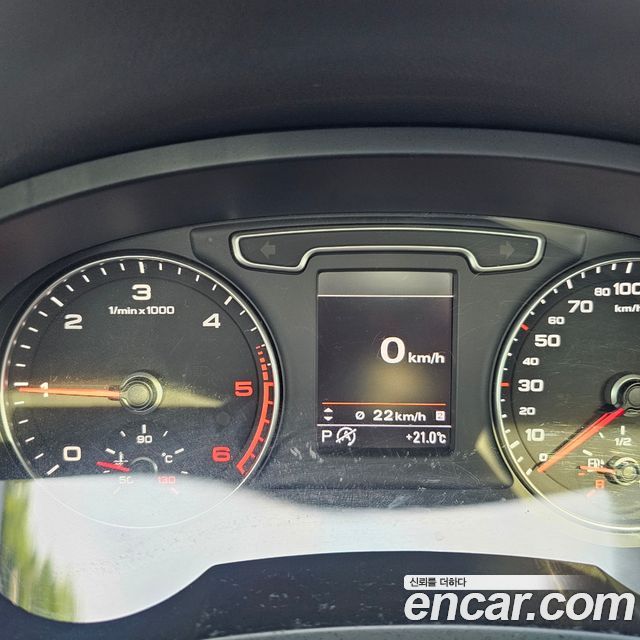 Audi Q3 2.0 TDI Quattro Dynamic 8U 2013 — фото 12
