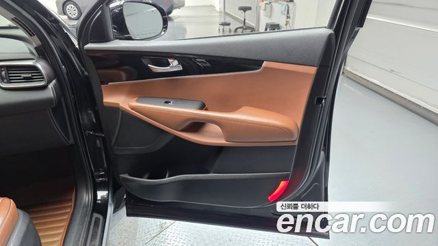 Kia Sorento Diesel 2.2 2WD Noblesse Special 2018 — фото 25