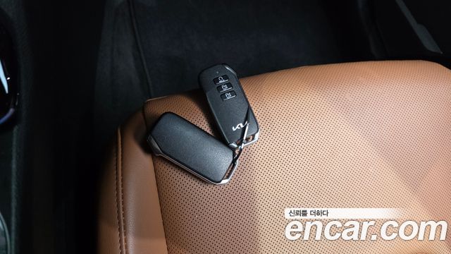 Kia Sportage (V) Diesel 2.0 2WD Signature 2022 — фото 16