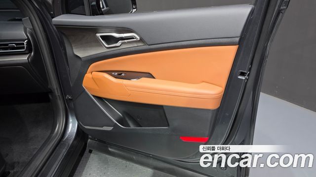 Kia Sportage (V) Diesel 2.0 2WD Signature 2022 — фото 24