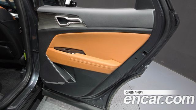 Kia Sportage (V) Diesel 2.0 2WD Signature 2022 — фото 25