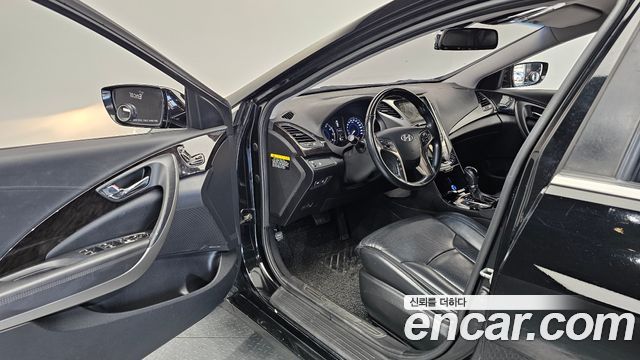 Hyundai Grandeur (HG) HG240 Luxury 2011 — фото 10