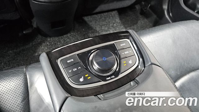 Hyundai Grandeur (HG) HG240 Luxury 2011 — фото 17