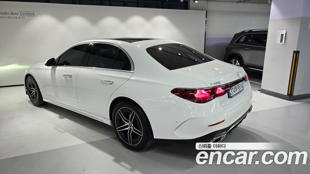 Mercedes-Benz E-Class (W214) E200 AMG Line 2026 — фото 3