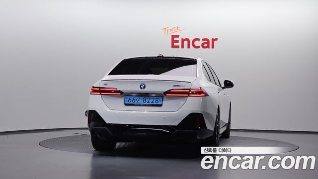 BMW i5 (G60) eDrive 40 M Sport Pro 2024 — фото 4