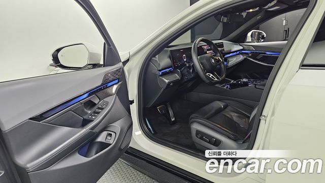 BMW i5 (G60) eDrive 40 M Sport Pro 2024 — фото 10