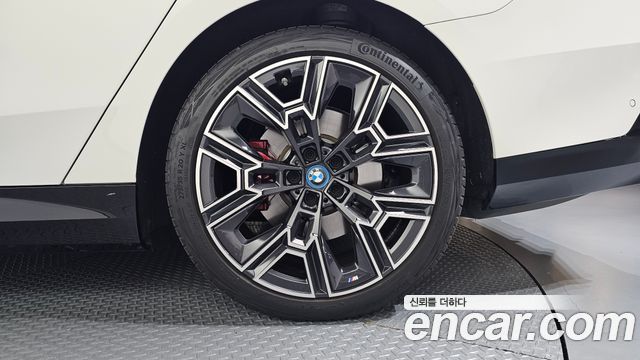 BMW i5 (G60) eDrive 40 M Sport Pro 2024 — фото 21