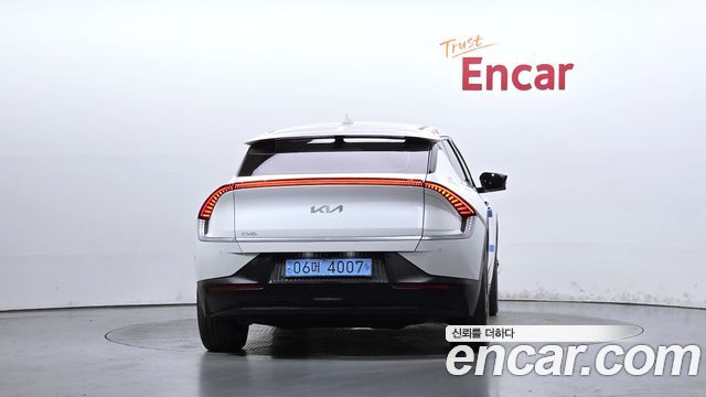Kia EV6 Long Range Air 2022 — фото 4