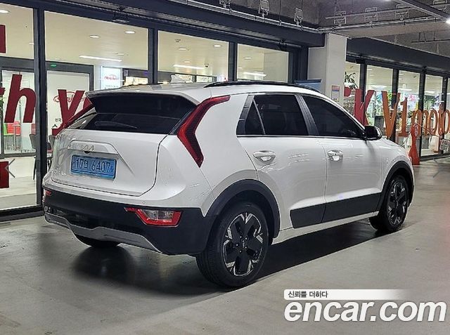 Kia Niro EV Air 2023 — фото 4
