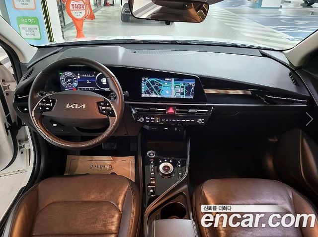 Kia Niro EV Air 2023 — фото 6