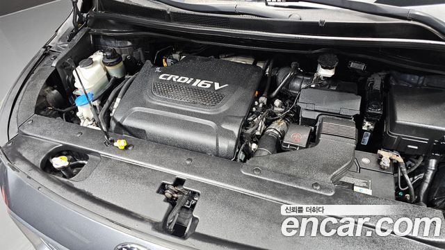 Kia Carnival 9-seater Prestige 2015 — фото 6