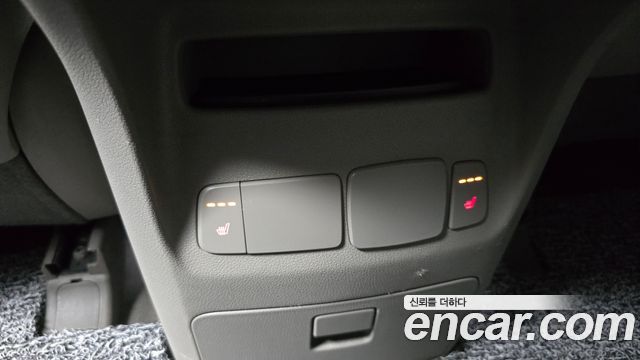 Kia Carnival 9-seater Prestige 2015 — фото 19