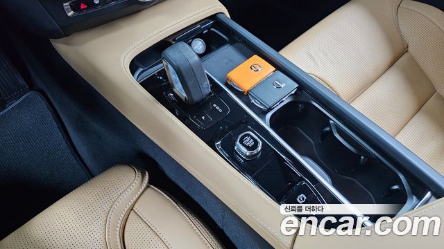 Volvo V90 Cross Country B5 Pro AWD 2022 — фото 9