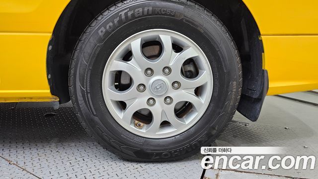 Hyundai Grand Starex Guard car of children 2015 — фото 21