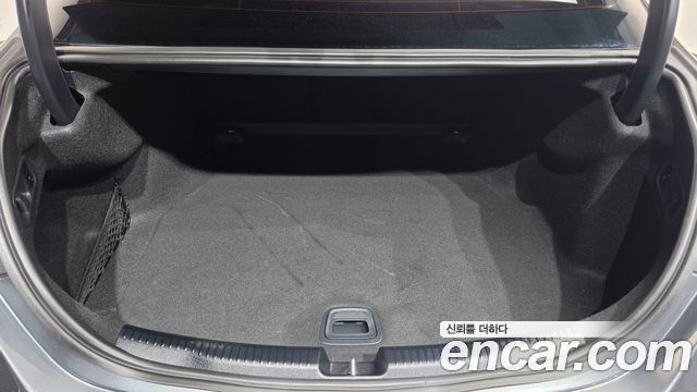 Mercedes-Benz C-Class (W206) C200 AMG Line 2025 — фото 18