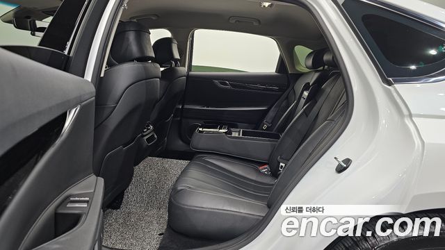 Genesis G80 (RG3) Gasoline 2.5 Turbo AWD 2022 — фото 11