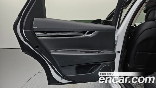 Genesis G80 (RG3) Gasoline 2.5 Turbo AWD 2022 — фото 25