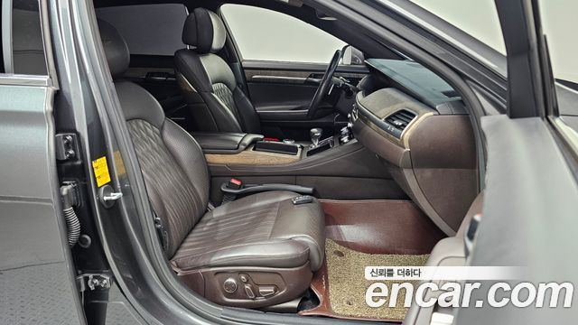 Genesis G90 3.3 T AWD Structure Change (Bi-Fuel) 2019 — фото 26