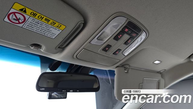 Kia Carnival 9-seater Prestige 2018 — фото 20