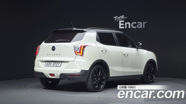 KG Mobility (SsangYong) Tivoli LX 2WD DLX 2015 — фото 2