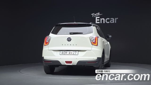 KG Mobility (SsangYong) Tivoli LX 2WD DLX 2015 — фото 4