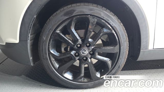 KG Mobility (SsangYong) Tivoli LX 2WD DLX 2015 — фото 5