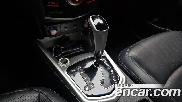 KG Mobility (SsangYong) Tivoli LX 2WD DLX 2015 — фото 9