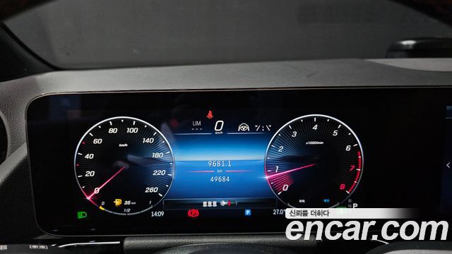 Mercedes-Benz GLA-Class (H247) GLA250 4MATIC 2024 — фото 8