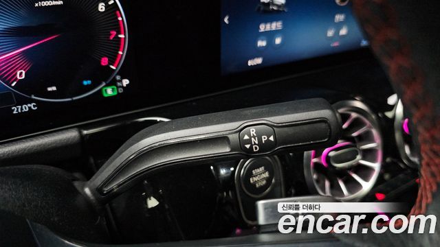 Mercedes-Benz GLA-Class (H247) GLA250 4MATIC 2024 — фото 9