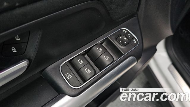 Mercedes-Benz GLA-Class (H247) GLA250 4MATIC 2024 — фото 17