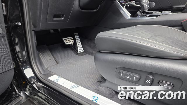 Kia Mohave The Master Diesel 3.0 4WD 7-Seater Masters 2023 — фото 41