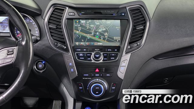 Hyundai Santa Fe (DM) Diesel(e-VGT) 2.0 2WD Premium 2014 — фото 13