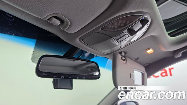Hyundai Santa Fe (DM) Diesel(e-VGT) 2.0 2WD Premium 2014 — фото 19