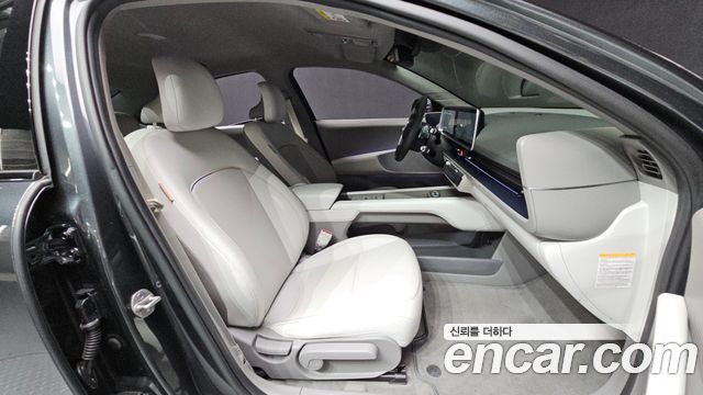 Hyundai Ioniq 6 Long Range Exclusive + 2023 — фото 11